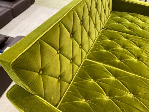 カリモク60 (カリモクロクマル) 3人掛けソファー　3シアター モケットグリーン　ロビーチェア　U36213