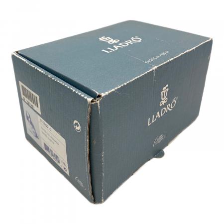 リヤドロ LLADRO 「マイフレンド」6210 犬 フィギュリン 箱なし LLADRO (リヤドロ) フィギュリン 6210 犬(マイフレンド)｜トレファクONLINE