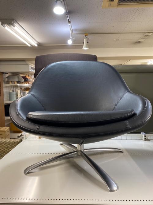 BoConcept (ボーコンセプト) ラウンジチェアー ブラック×シルバー