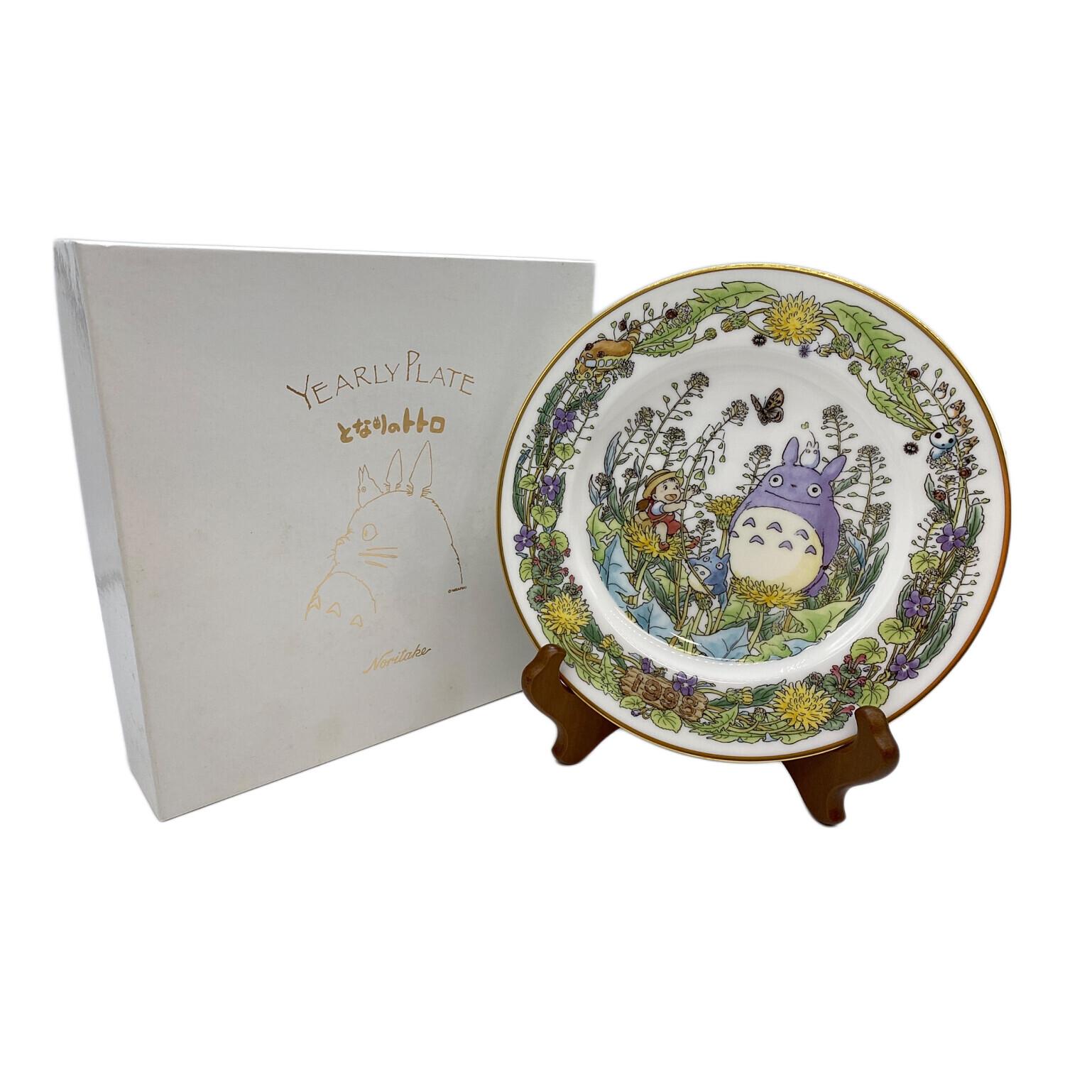 ノリタケ　トトロ　イヤリープレート　1998年　美品 ノリタケとなりのトトロトトロのイヤリープレート〈1998年版〉