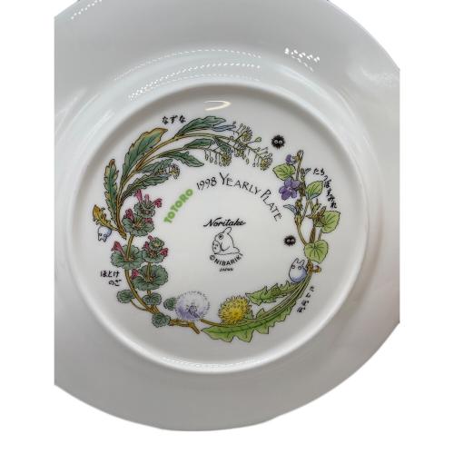 Noritake (ノリタケ) イヤープレート スタンド付き となりのトトロ 1998