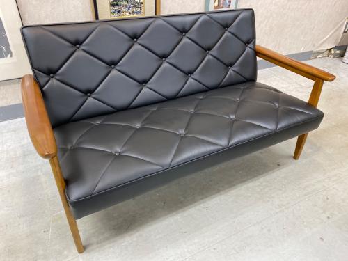 karimoku (カリモク) 2人掛けソファー ブラック×ブラウン 262 WS1193BW 合皮 肘掛け椅子