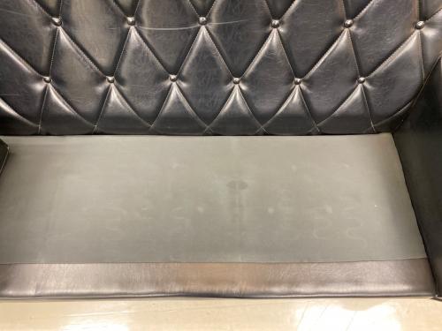 カリモク60 (カリモクロクマル) 3人掛けソファー  ロビーチェア 3シーター U36213　スタンダードブラック