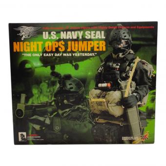 U.S.NAVY SEAL NIGHT OPS JUMPERフィギュア
