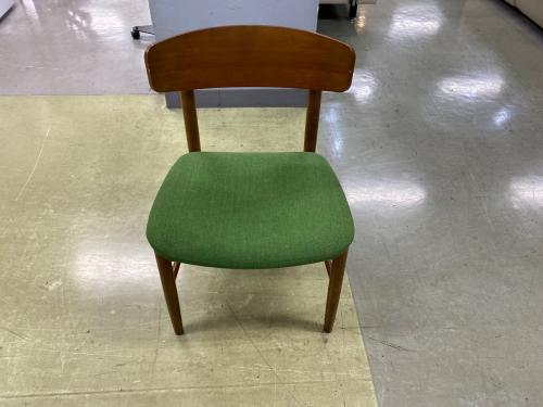 カリモク60+ (カリモクロクマル) ダイニングチェアー ブラウン×グリーン