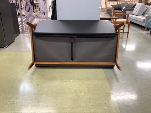 karimoku (カリモク) 2人掛けソファー