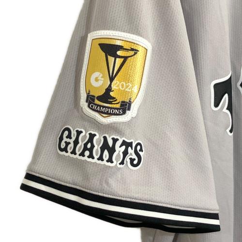 読売ジャイアンツ (ヨミウリジャイアンツ) NPB レプリカユニフォーム 小林誠司 背番号22【2024 ビジター セ・リーグ チャンピオン・エンブレム レプリカ ユニホーム】 メンズ SIZE LL (US L) グレー
