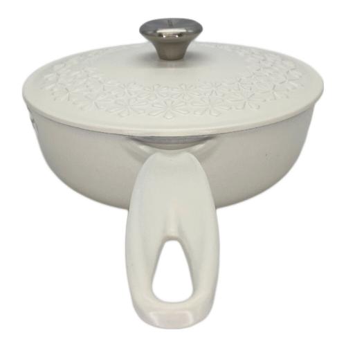 LE CREUSET (ルクルーゼ) 片手鍋 21cm ソーシエフラワーリーフ