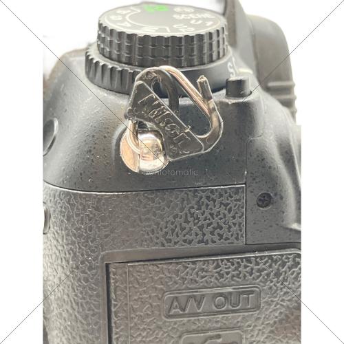 Nikon (ニコン) 一眼レフカメラ D7000