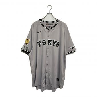 読売ジャイアンツ (ヨミウリジャイアンツ) NPB レプリカユニフォーム 坂本勇人 背番号6【2024 ビジター セ・リーグ チャンピオン・エンブレム レプリカ ユニホーム】 メンズ SIZE 4L-5L (US XXL) グレー