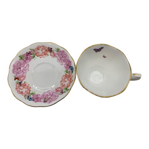 ROYAL ALBERT (ロイヤルアルバート) カップ&ソーサー・プレートセット ミランダカー・コレクション