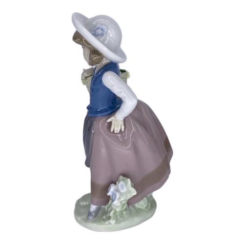 LLADRO フィギュリン 甘い花の香り