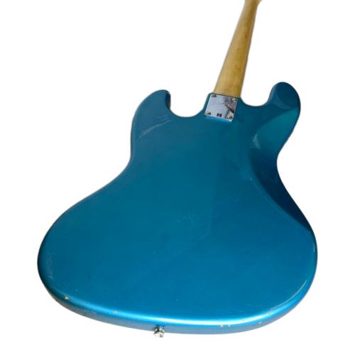 Squier by FENDER (スクワイア) ベース Lake Placid Blue