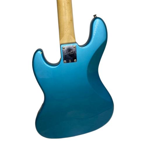 Squier by FENDER (スクワイア) ベース Lake Placid Blue