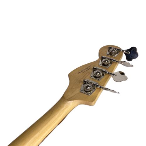 Squier by FENDER (スクワイア) ベース Lake Placid Blue