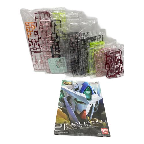 BANDAI (バンダイ) RG  1/144  ダブルオークアンタ  トランザムモード  メタリックグロスインジェクション ガンプラ