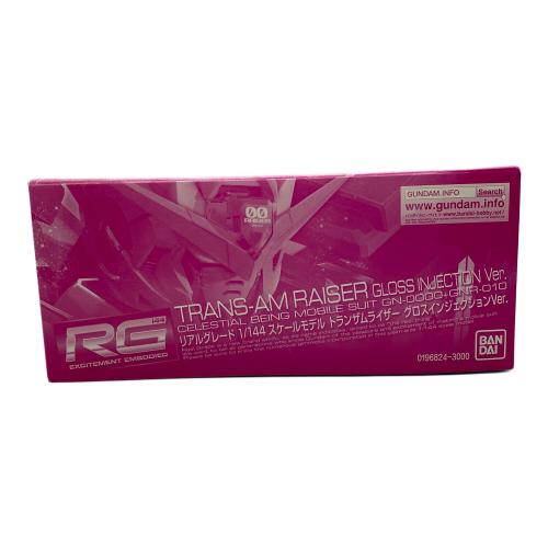 BANDAI (バンダイ) リアルグレード 1/144 スケールモデル トランザムライザー グロスインジェクション ガンプラ