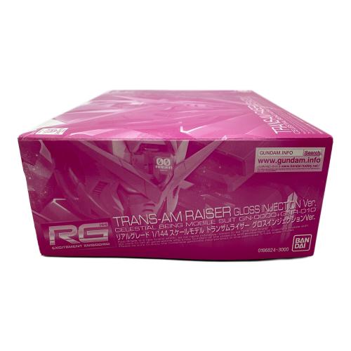 BANDAI (バンダイ) リアルグレード 1/144 スケールモデル トランザムライザー グロスインジェクション ガンプラ