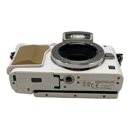 OLYMPUS (オリンパス) ミラーレス一眼カメラ E-PL5 持ち手部分劣化・液晶キズ有