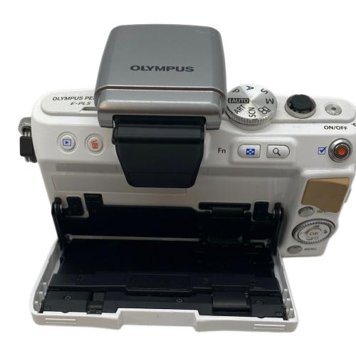 OLYMPUS (オリンパス) ミラーレス一眼カメラ E-PL5 持ち手部分劣化・液晶キズ有