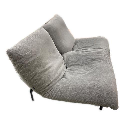 ligne roset (リーンロゼ) 2人掛けソファー CALIN 9 グレー