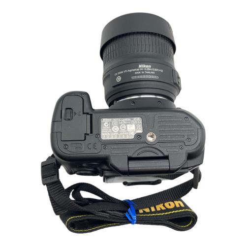 Nikon (ニコン) デジタル一眼レフカメラ D5000 液晶左側ヤケ有 レンズNIKON AF-S18-55mm