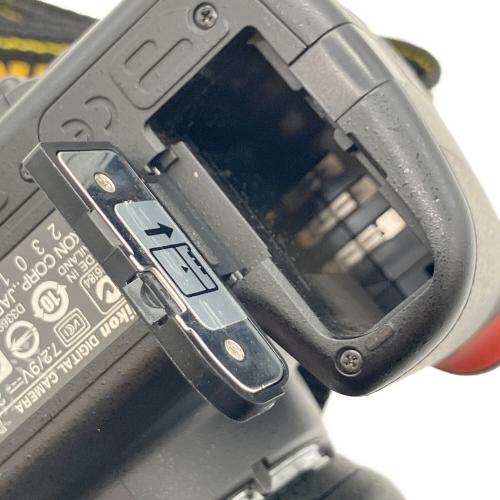 Nikon (ニコン) デジタル一眼レフカメラ D5000 液晶左側ヤケ有 レンズNIKON AF-S18-55mm