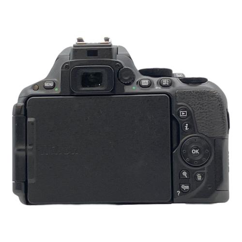Nikon (ニコン) デジタル一眼レフカメラ D5500 ダブルズームキット