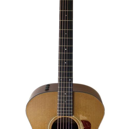 Taylor (テイラー) アコースティックギター 114e