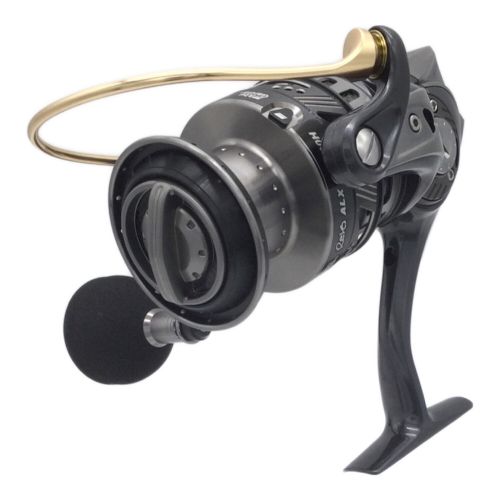 Abu Garcia (アブガルシア) Revo ALX THETA 5000H スピニングリール