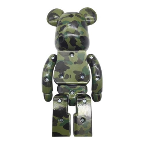 BANDAI (バンダイ)  MEDICOM TOY x A BATHING APE 1st Camo Chogokin BE@RBRICK 200%