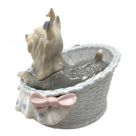 LLADRO (リヤドロ) フィギュリン 箱付 「ここが好き」 ヨークシャ