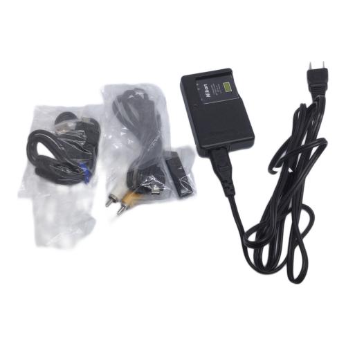 Nikon (ニコン) コンパクトデジタルカメラ COOLPIX S60