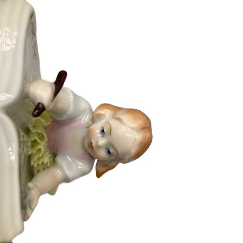 アイリッシュドレスデン (Irish Dresden) フィギュリン レースドール