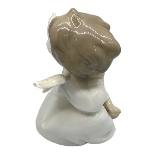 LLADRO (リヤドロ) フィギュリン 天使の考えごと(なんとかなるよ) 4961