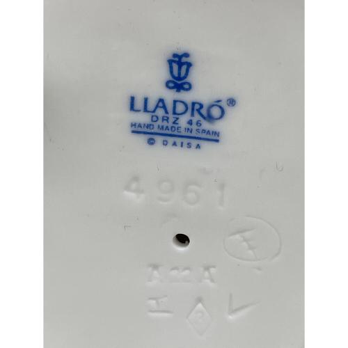 LLADRO (リヤドロ) フィギュリン 天使の考えごと(なんとかなるよ) 4961