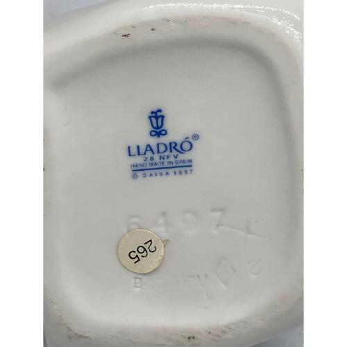 LLADRO (リヤドロ) フィギュリン おねむの時間 6497