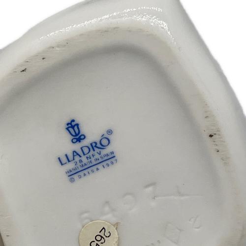 LLADRO (リヤドロ) フィギュリン おねむの時間 6497