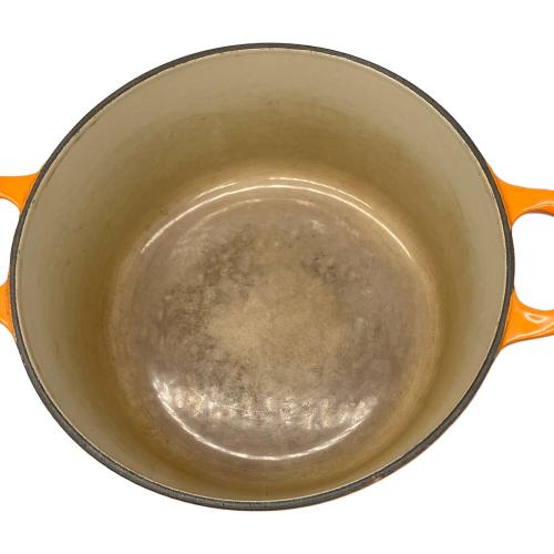 LE CREUSET (ルクルーゼ) ココットロンド オレンジ