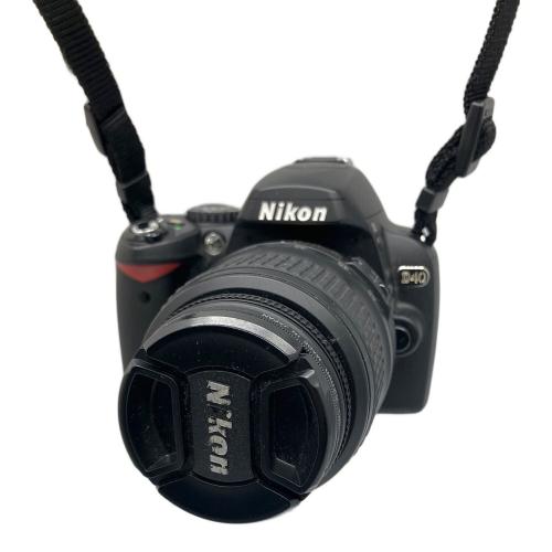 Nikon (ニコン) デジタル一眼レフカメラ D40