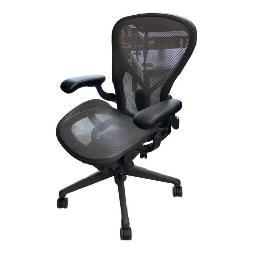 Herman Miller (ハーマンミラー) アーロンチェア リマスタード ポスチャーフィット Bサイズ  92 ブラック