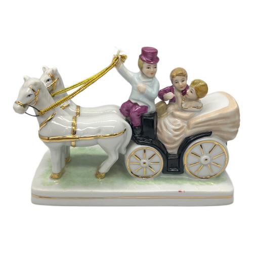 CDC 馬車に乗る貴族 HANDMADE ROCOCO 1720-80 フィギュリン