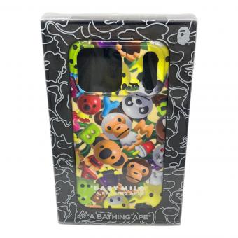 A BATHING APE (アベイシングエイプ) 3D MILO ALL FRIENDS IPHONE 17 PRO MAX CASE スマホケース