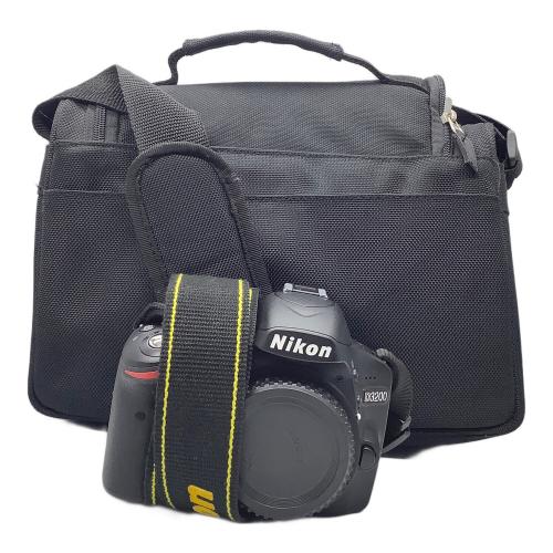 Nikon (ニコン) デジタル一眼レフカメラダブルズームキット D3200 ダブルズームレンズキット AF-S DX NIKKOR 18-55mm f/3.5-5.6G /55-200mm f/4-5.6G