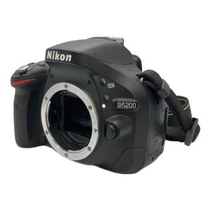 Nikon (ニコン) 一眼レフカメラ D5200 ヨゴレ有