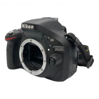 Nikon (ニコン) 一眼レフカメラ D5200 ヨゴレ有