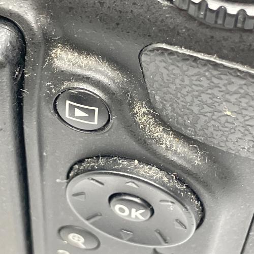 Nikon (ニコン) 一眼レフカメラ D5200 ヨゴレ有
