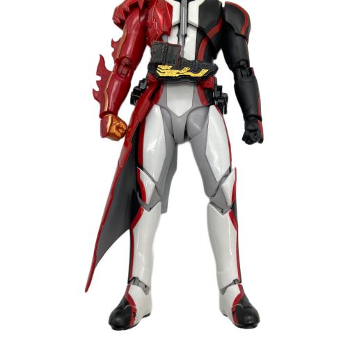 S.H.Figuarts (エス・エイチ・フィギュアーツ) フィギュア