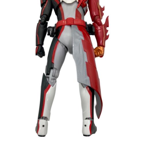 S.H.Figuarts (エス・エイチ・フィギュアーツ) フィギュア