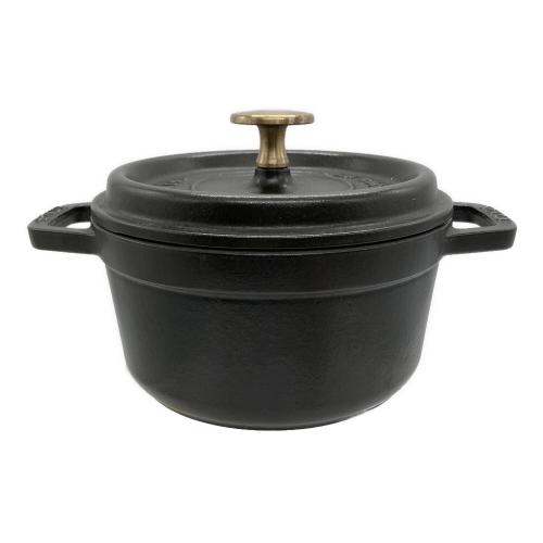 Staub (ストウブ) 鍋　ブラック　la cocotte